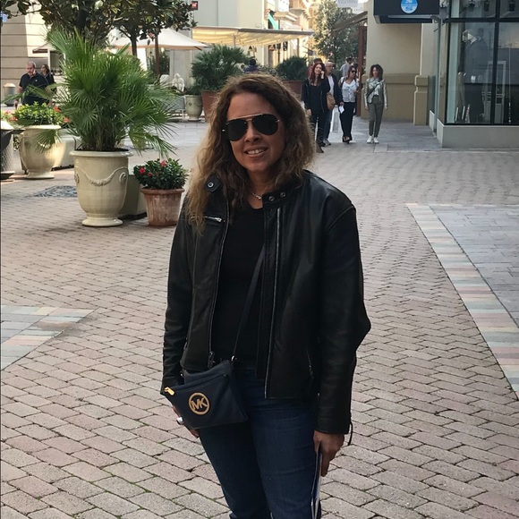 Meet your Posher, Lee - Picture 5 of 11